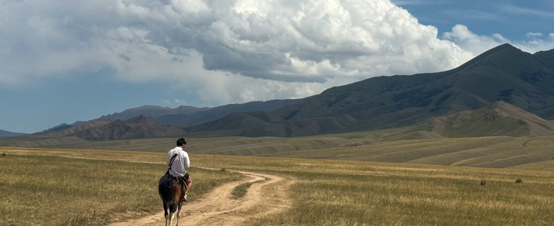 10 Things I Wish I Knew Before a Horse Trek in Kyrgyzstan